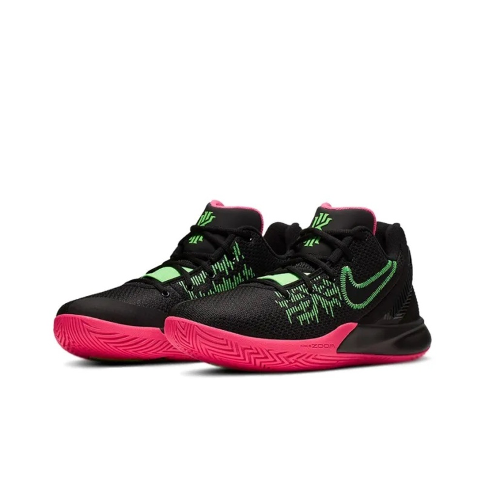 Kyrie fly trap, hyper pink basketball shoes.
